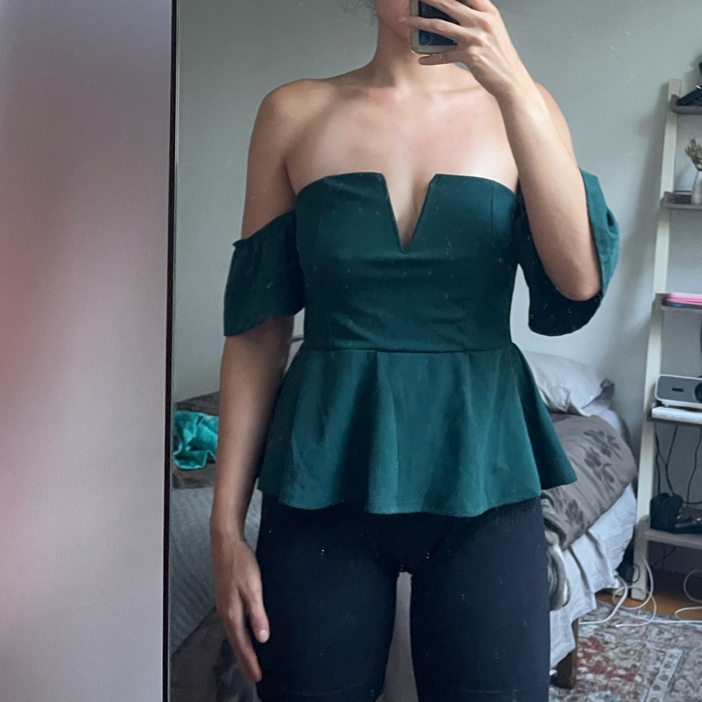 Fashion Nova Deep Green Off Shoulder Peplum Top (L)